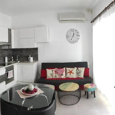 Sollis Apartman Trogir