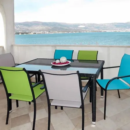 Apartment Sollis Trogir